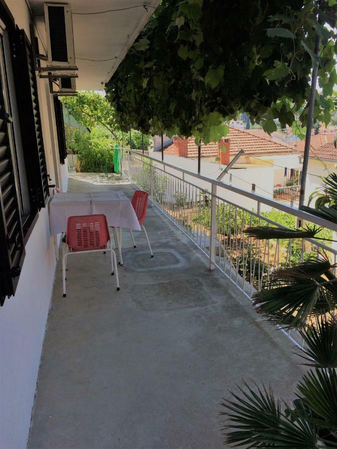 Room Dobrenka Hvar Exterior foto