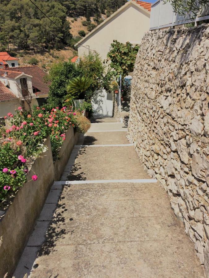 Room Dobrenka Hvar Exterior foto